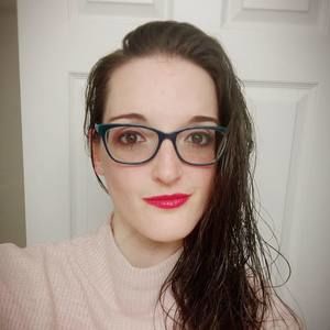 Meet your Posher, Justine